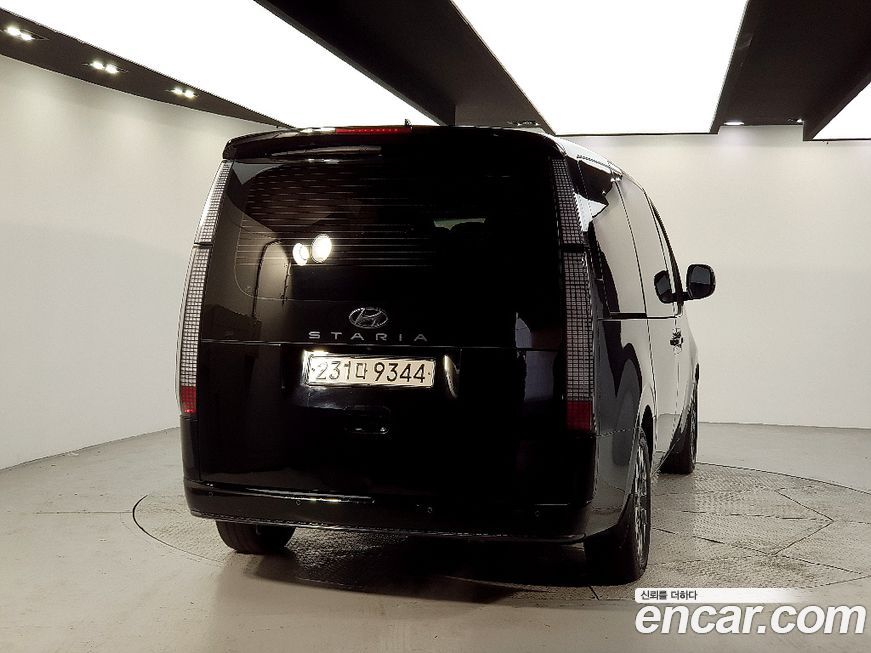Hyundai Staria 2023