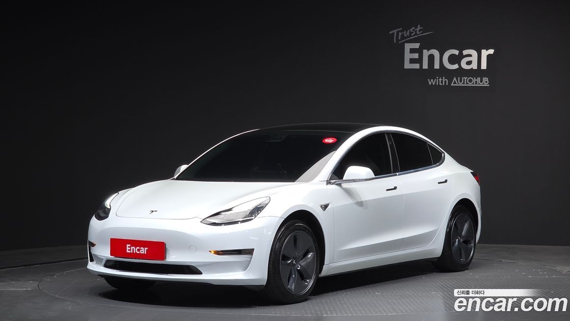 Tesla Model 3 2020