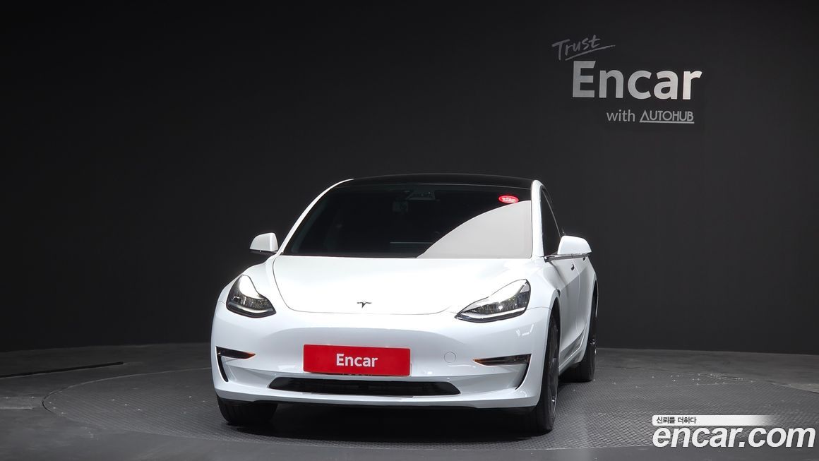Tesla Model 3 2020