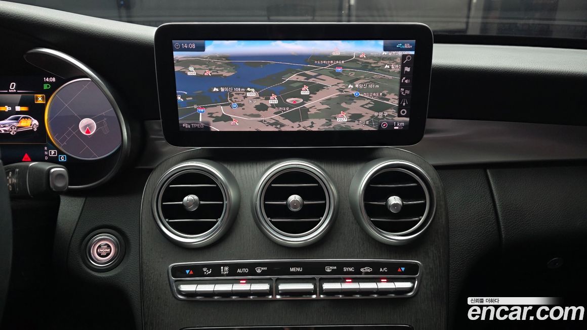 Mercedes-Benz C-Class 2021