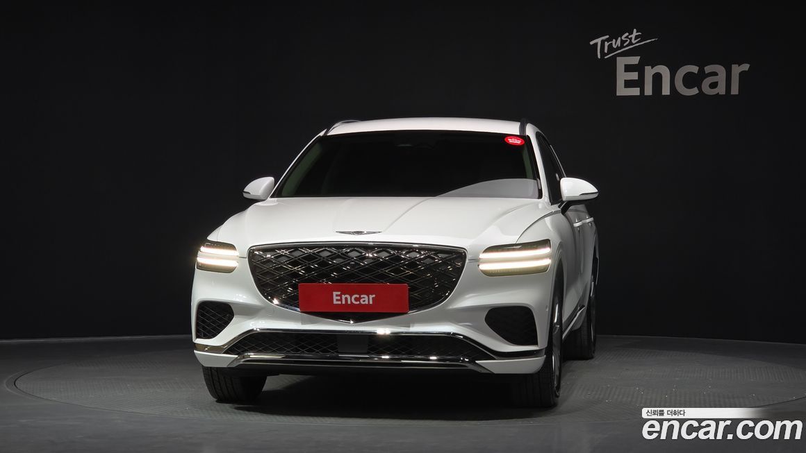 Genesis GV70 2025