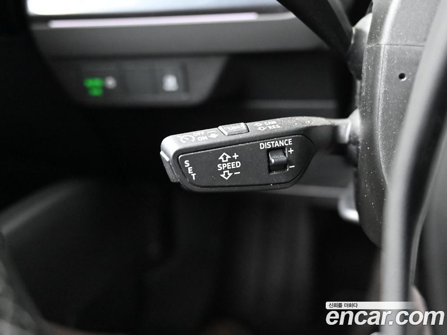Audi Q4 e-tron 2025