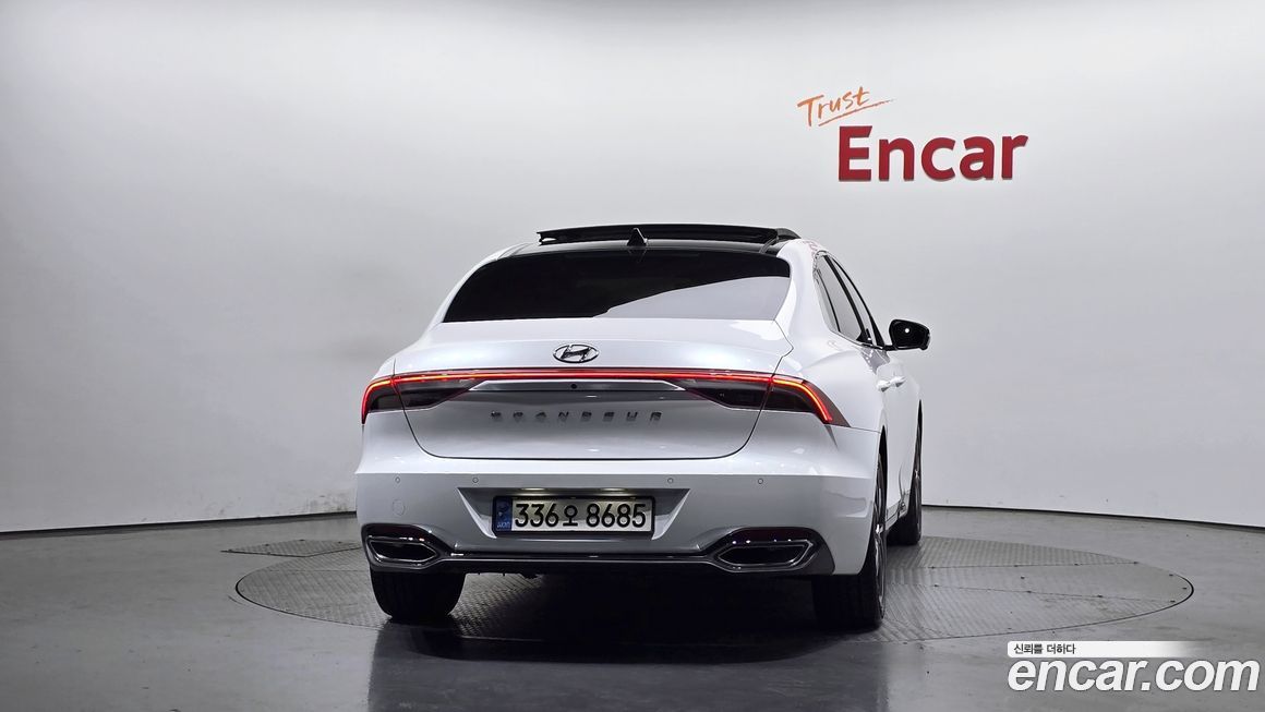 Hyundai Grandeur 2022