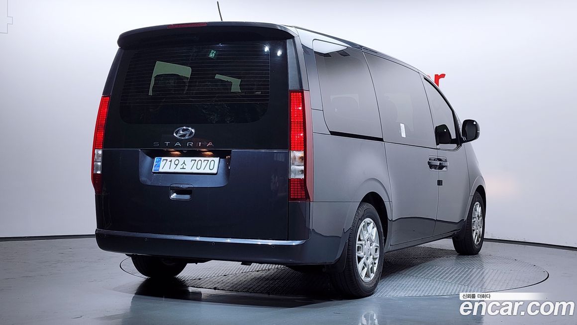 Hyundai Staria 2023
