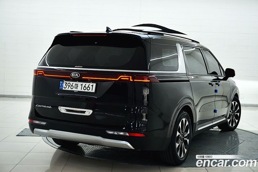 Kia Canival 2021