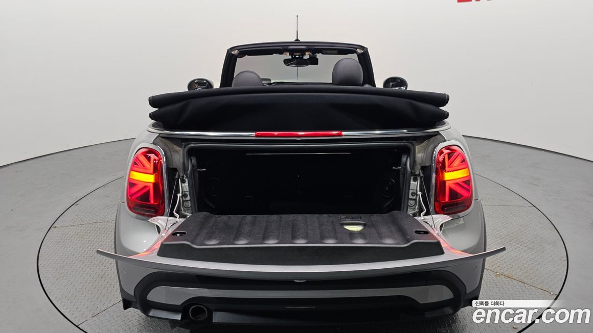 Mini Cooper Convertible 2024