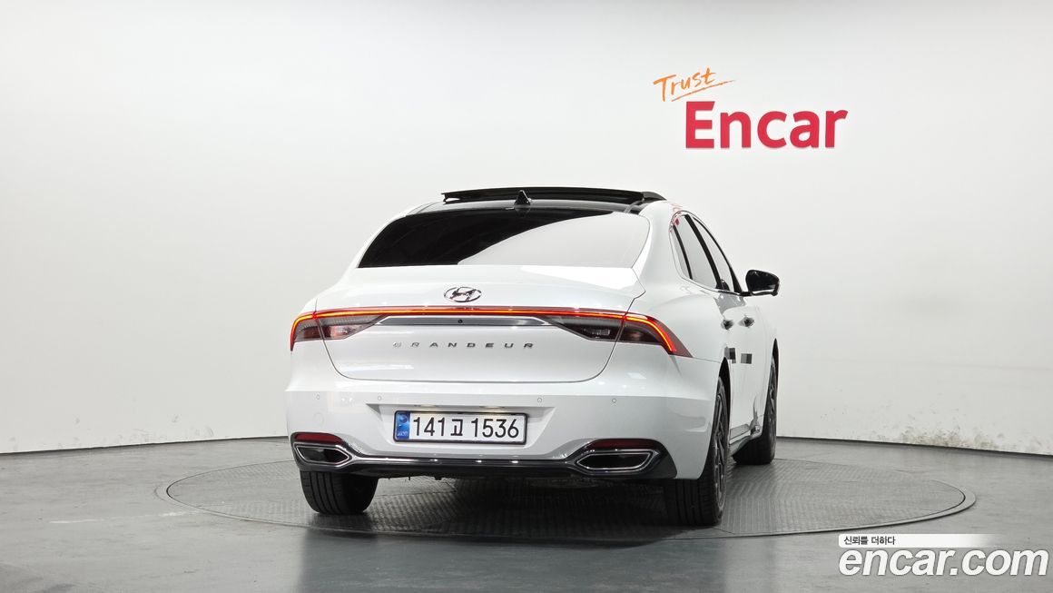 Hyundai Grandeur 2022