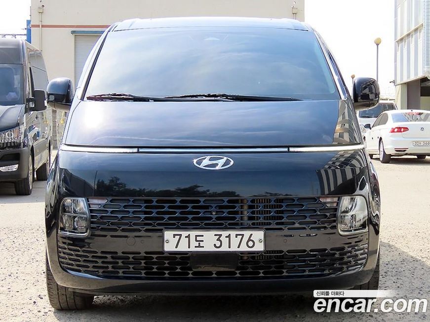 Hyundai Staria 2022