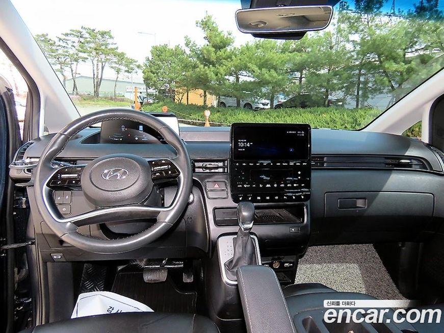 Hyundai Staria 2022