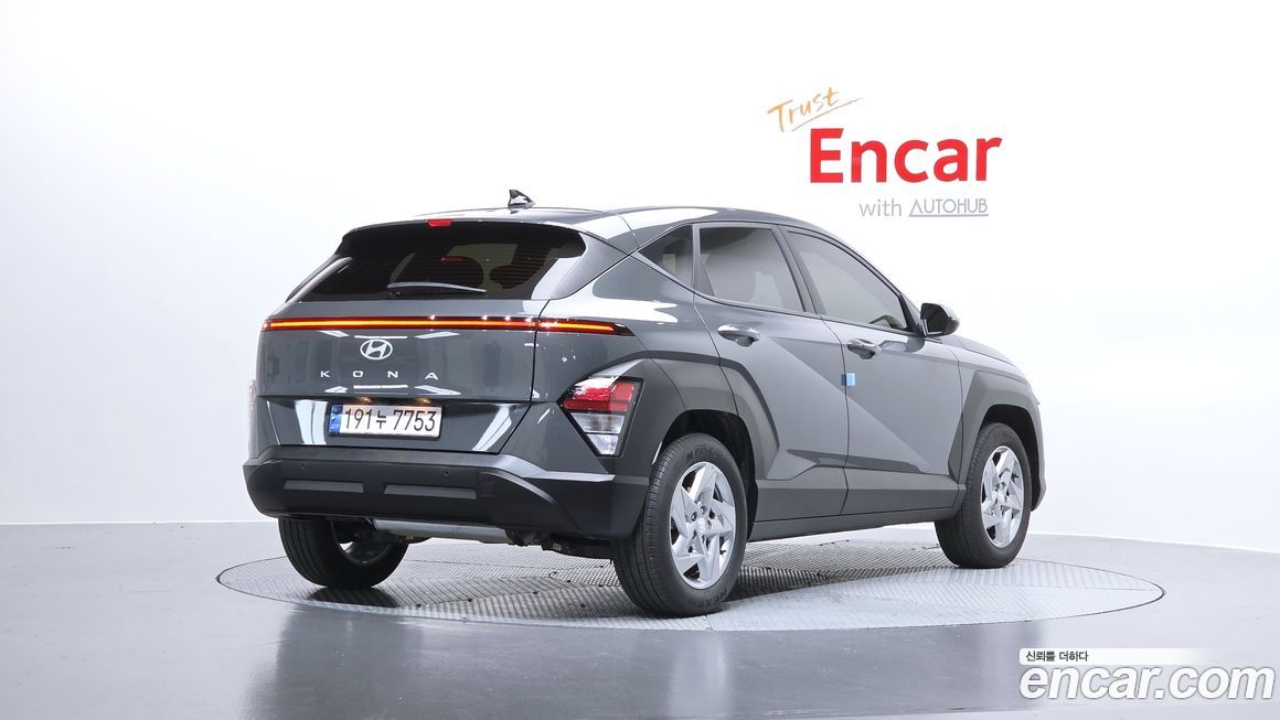 Hyundai Kona 2025