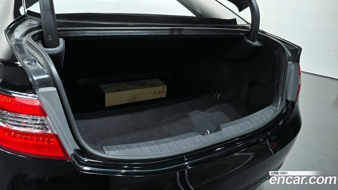 Hyundai Grandeur 2011