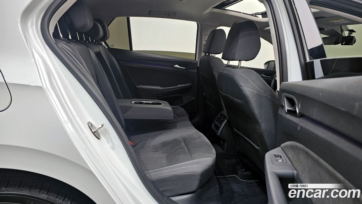 Volkswagen Golf 2023