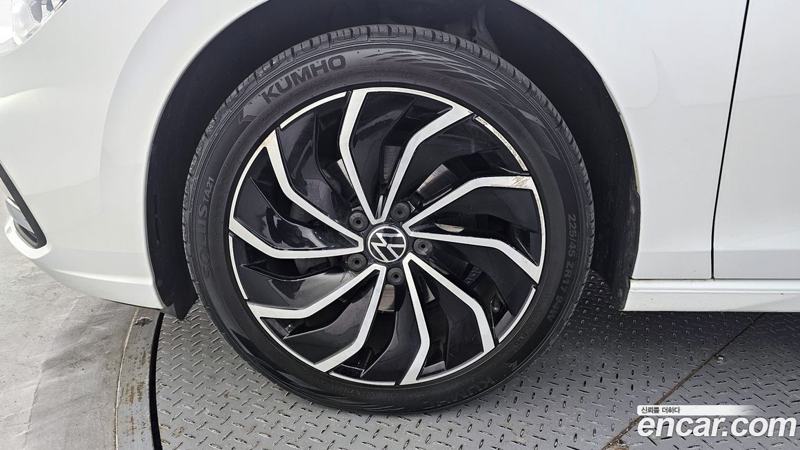 Volkswagen Golf 2023