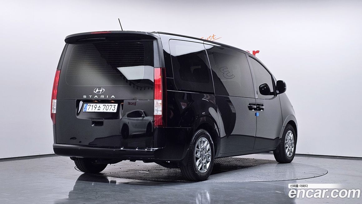 Hyundai Staria 2024