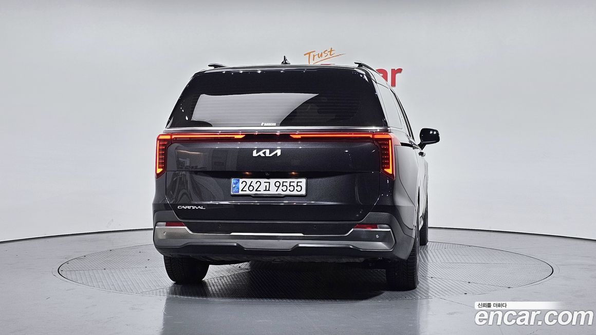 Kia Canival 2024