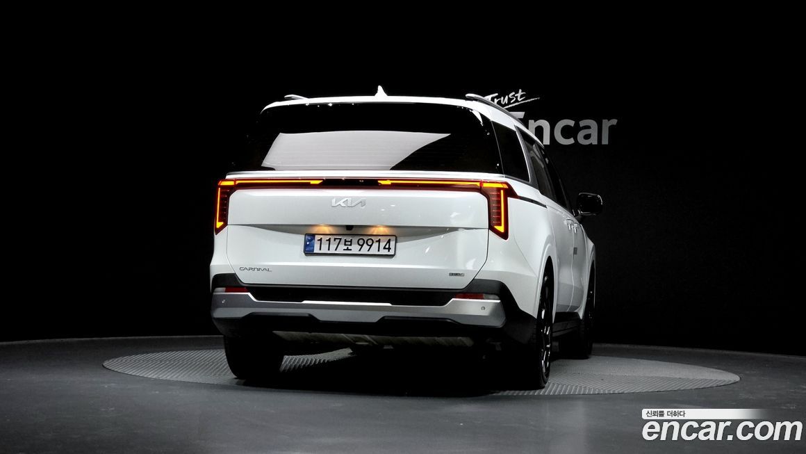 Kia Canival 2024
