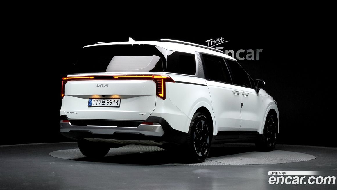 Kia Canival 2024