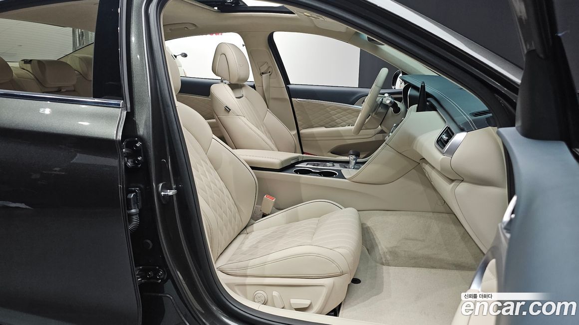 Genesis G70 2025