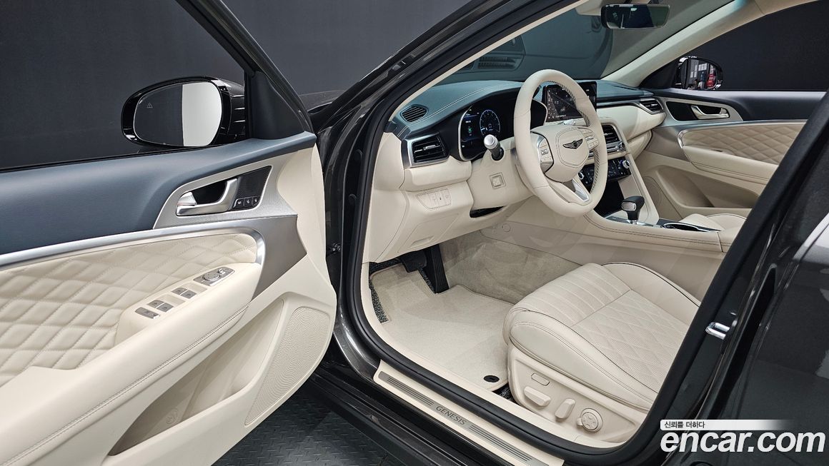Genesis G70 2025