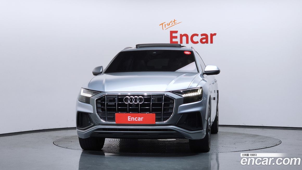 Audi Q8 2020