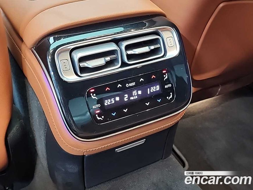 Mercedes-Benz S-Class 2022