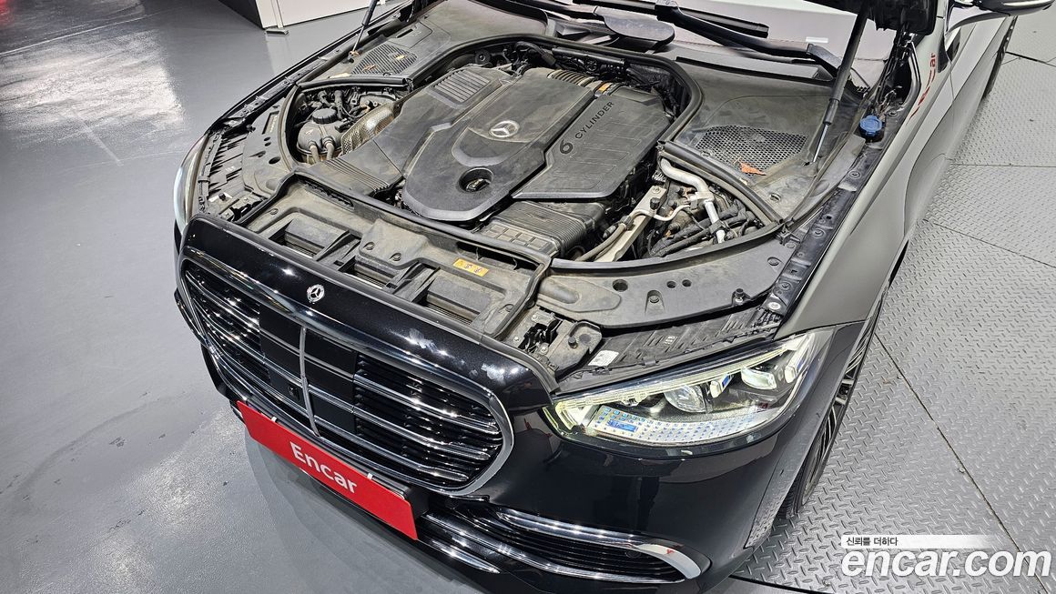 Mercedes-Benz S-Class 2021