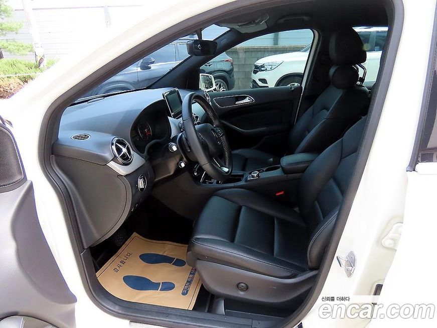 Mercedes-Benz B-Class 2018