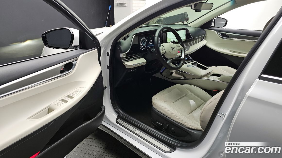 Hyundai Grandeur 2022