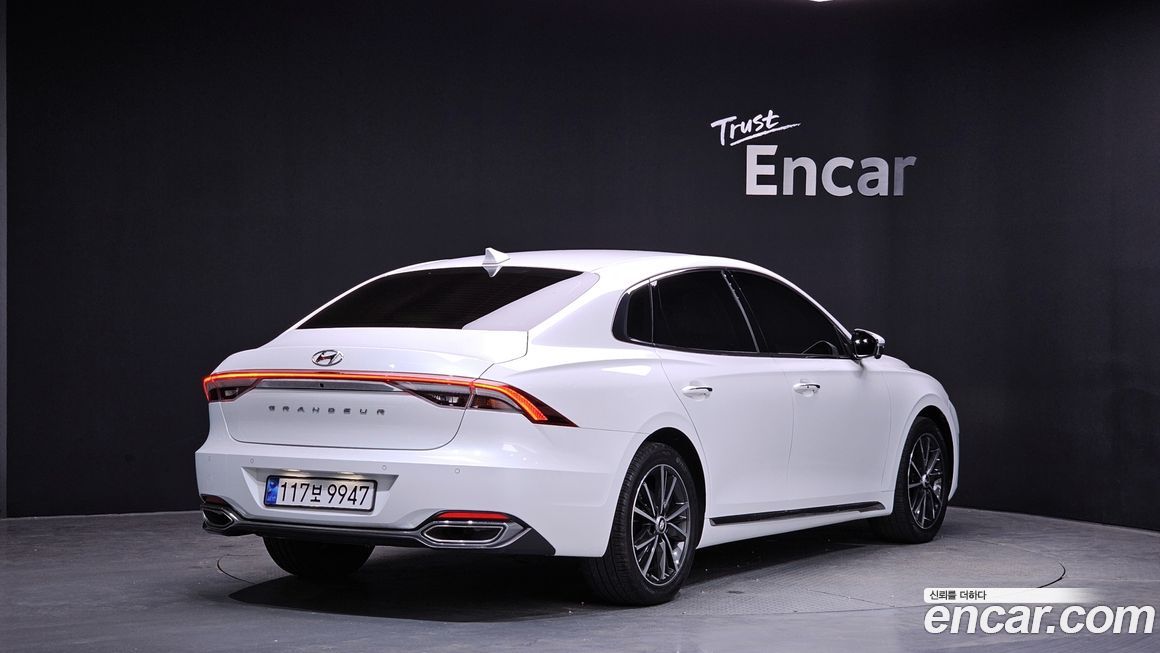 Hyundai Grandeur 2022