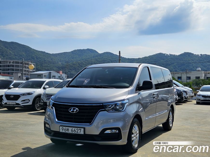 Hyundai Starex 2018