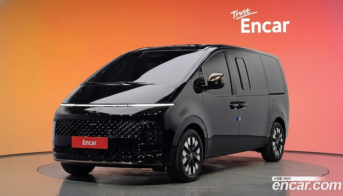 Hyundai Staria 2025