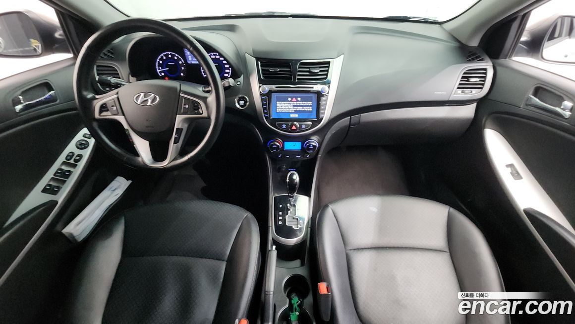 Hyundai Accent 2014