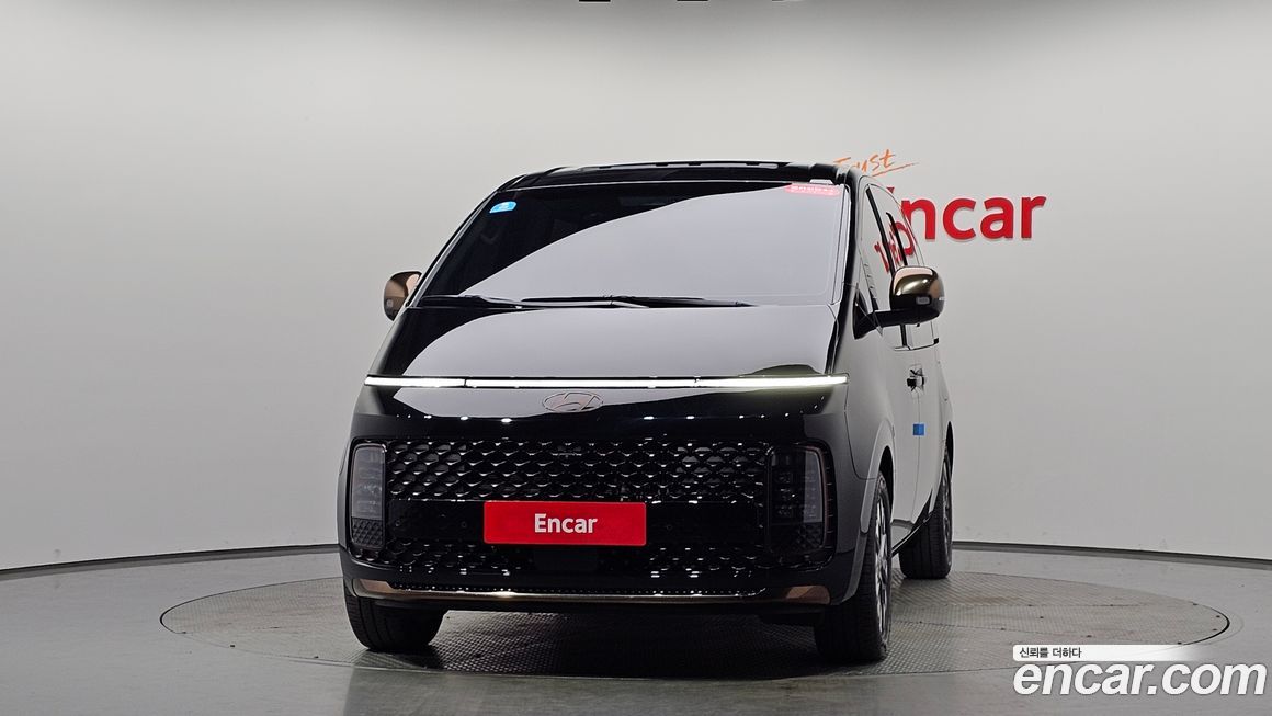 Hyundai Staria 2025