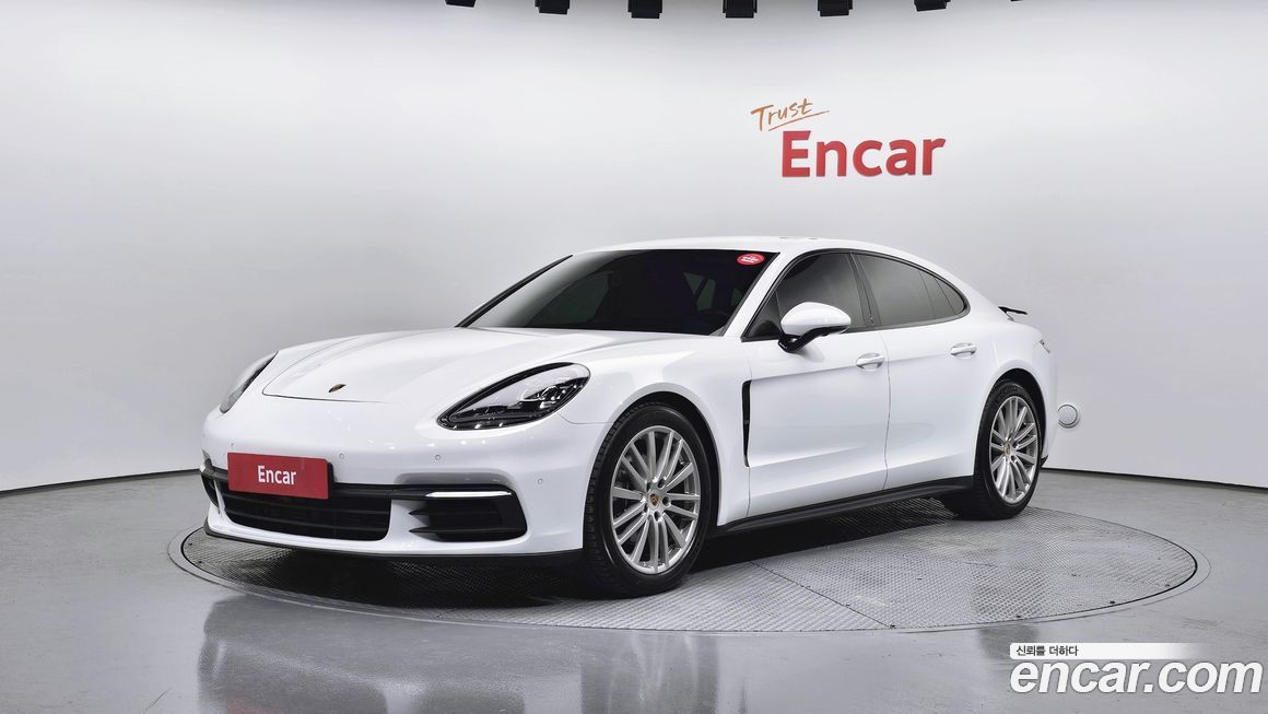 Porsche Panamera 2020