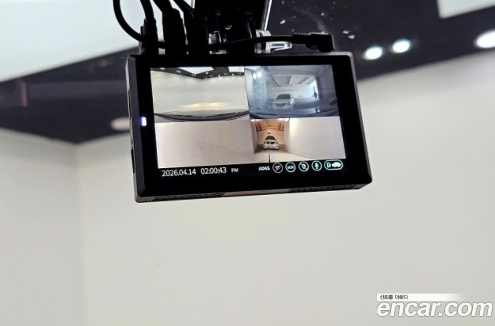 Hyundai Genesis 2013