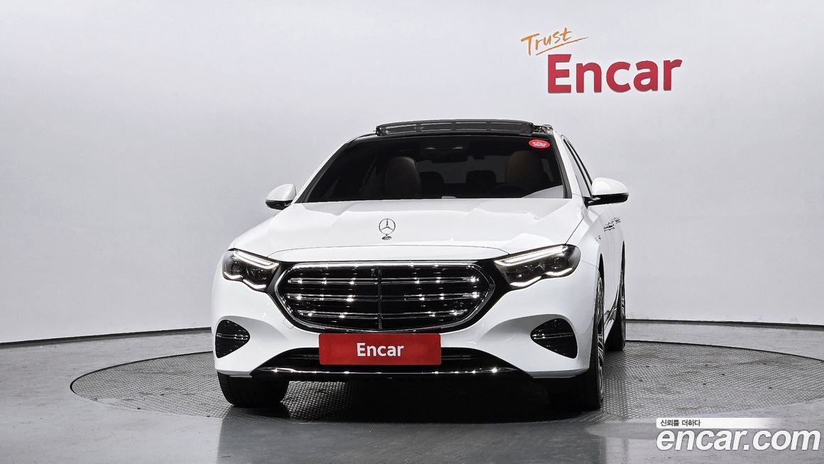 Mercedes-Benz E-Class 2025