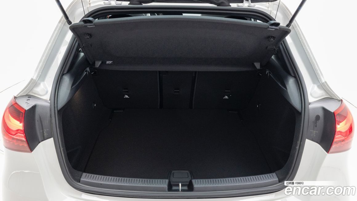 Mercedes-Benz A-Class 2025