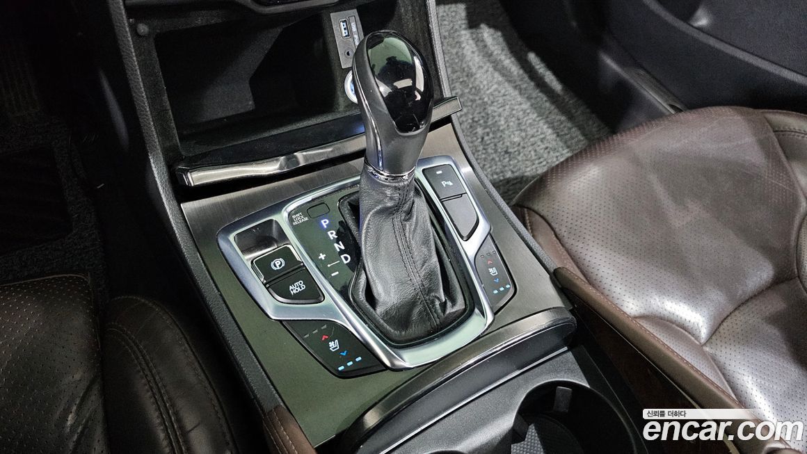 Hyundai Grandeur 2015