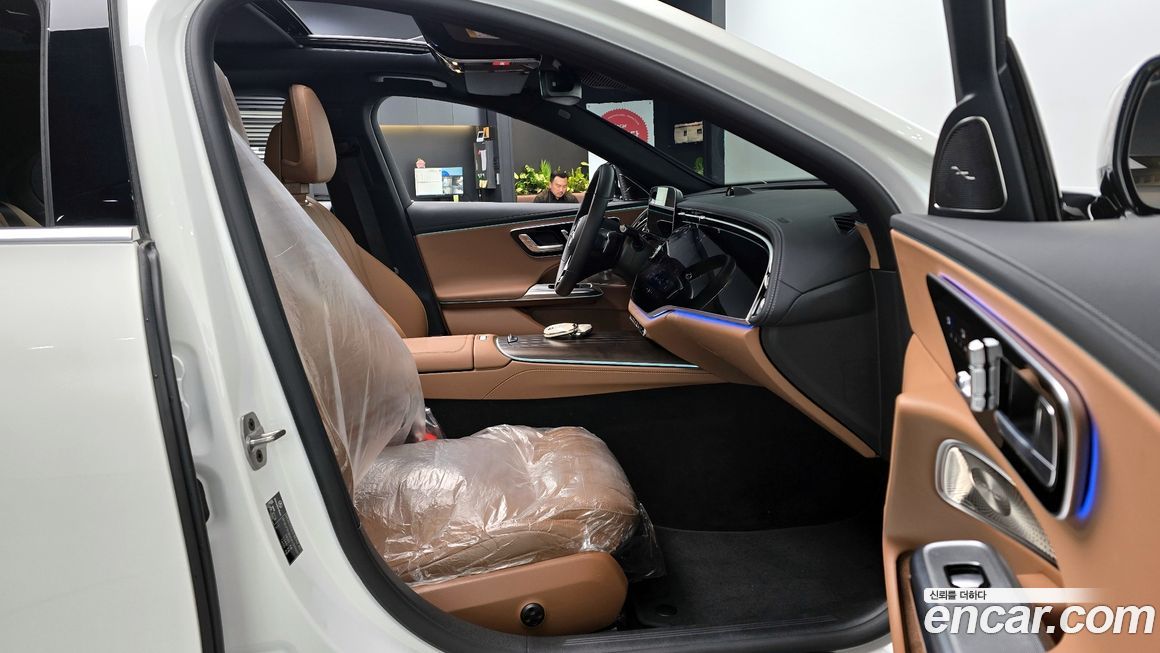 Mercedes-Benz E-Class 2025