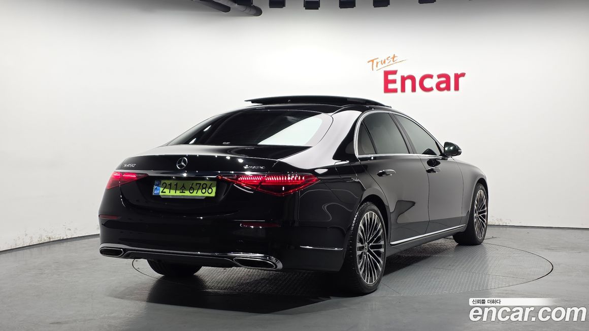 Mercedes-Benz S-Class 2022