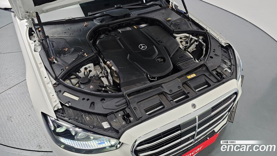 Mercedes-Benz S-Class 2023