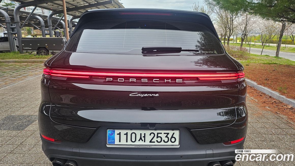 Porsche Cayenne 2025