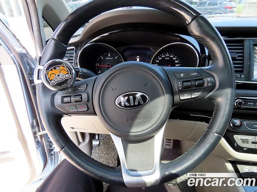 Kia Canival 2016