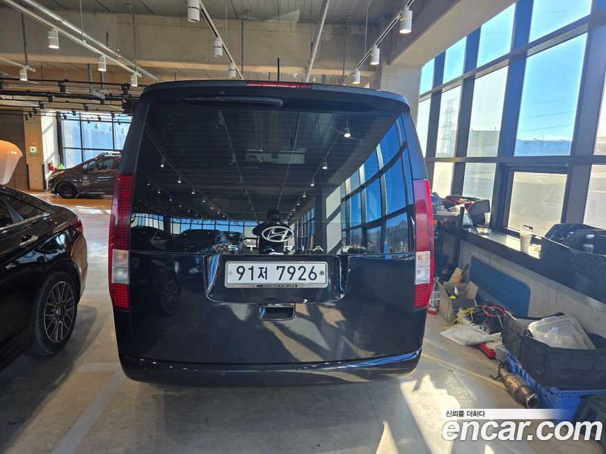 Hyundai Staria 2022