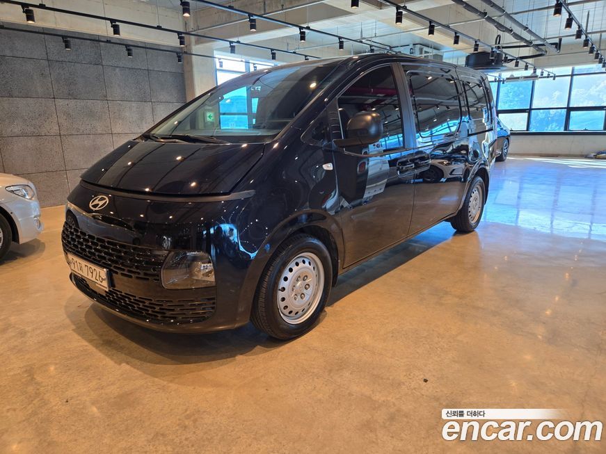Hyundai Staria 2022