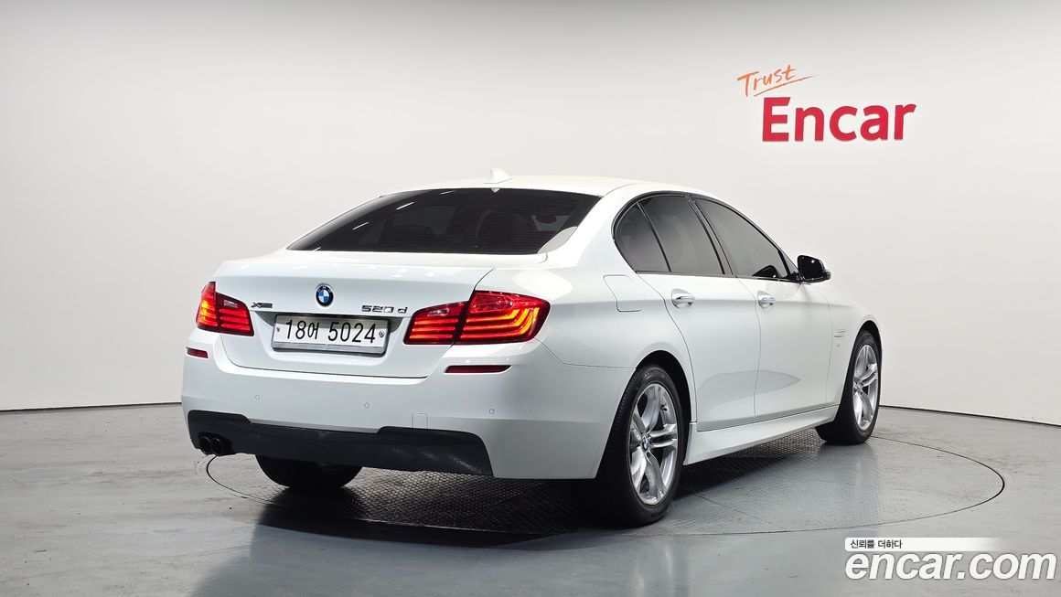 BMW 5-Series 2016