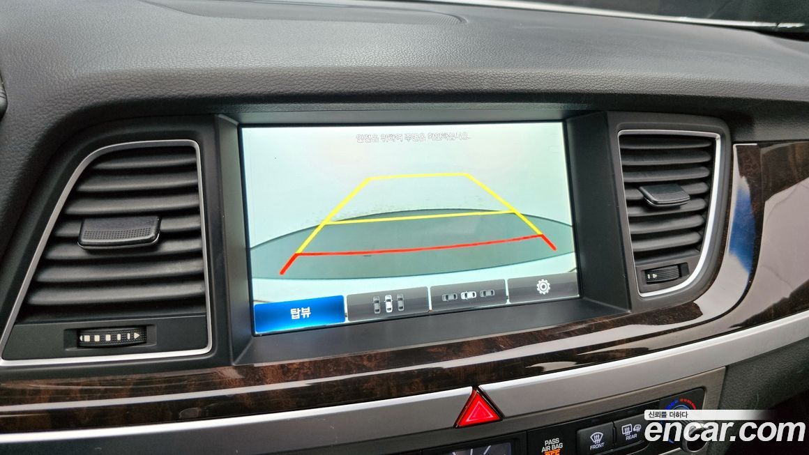 Hyundai Genesis 2016