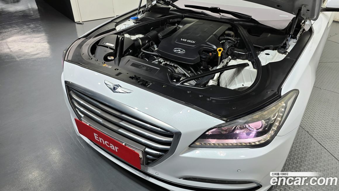 Hyundai Genesis 2016