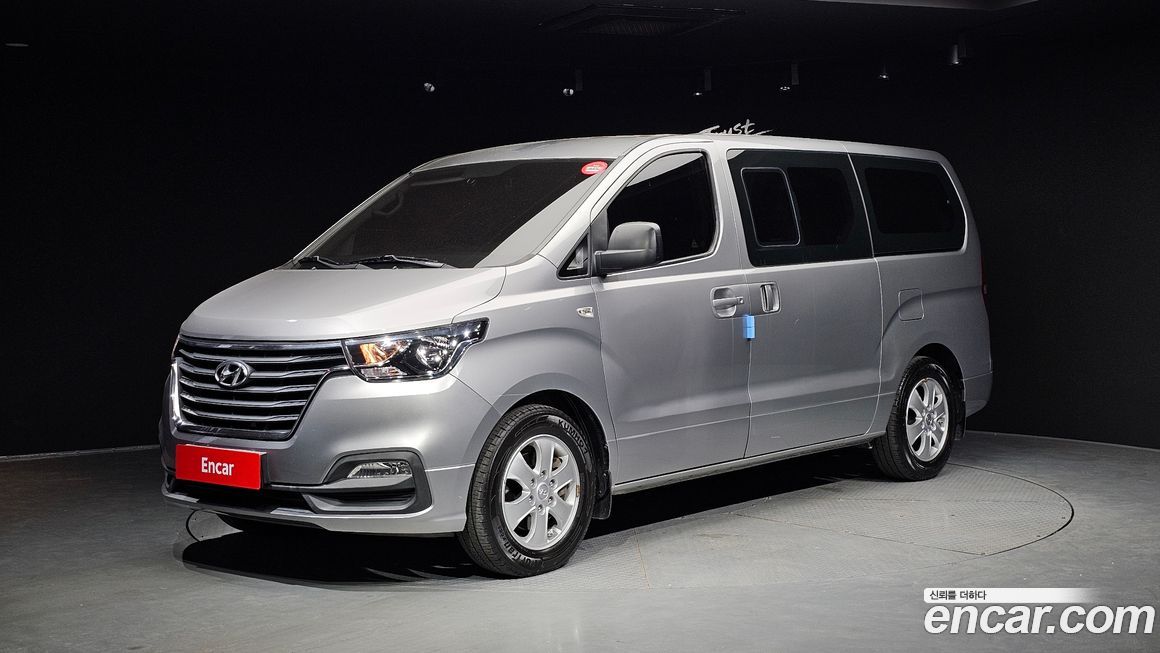 Hyundai Starex 2019