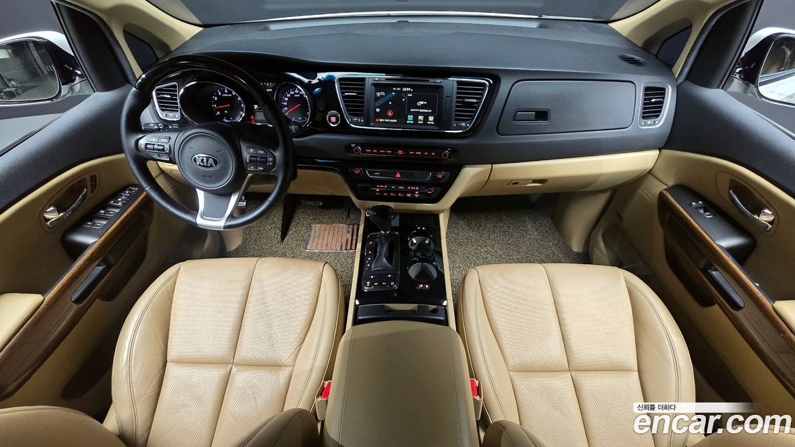 Kia Canival 2016